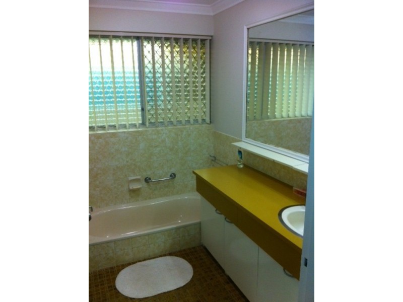 34 Quamby Place, Rockingham WA 6168