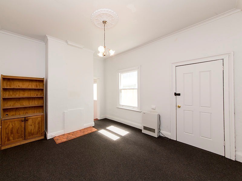 53 Thomas St, Windsor VIC 3181