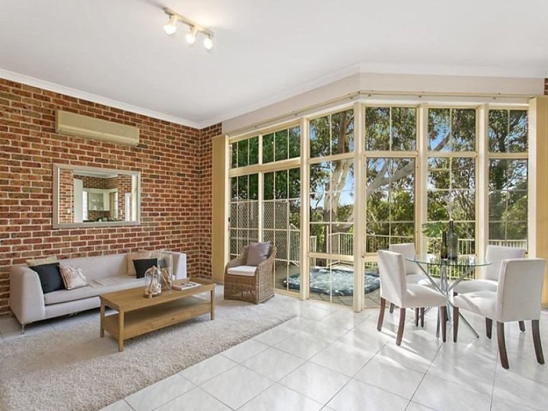 8 Moonbi Place, Kareela NSW 2232