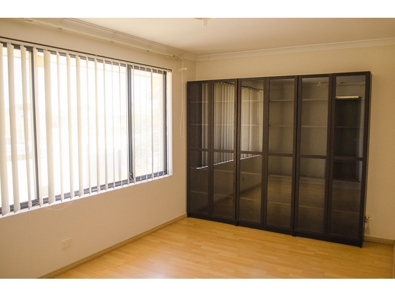 7 Mudlark Close, Langford WA 6147