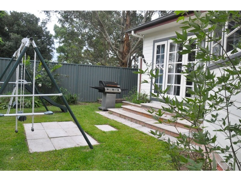 4 Brisbane Rd, Riverstone NSW 2765