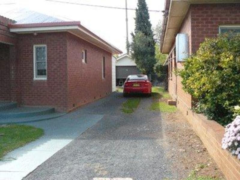 4  Rose Street, Parkes NSW 2870