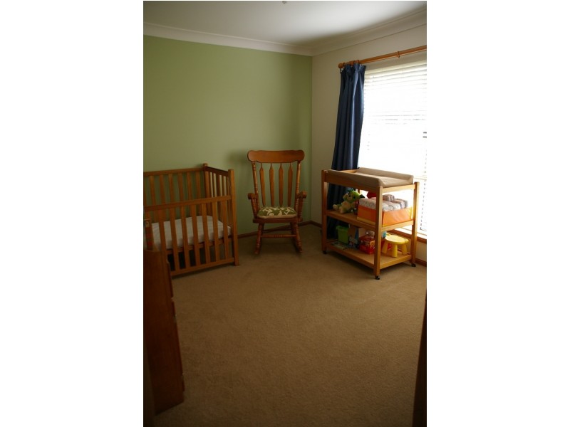 17 Candlebark Court, Glenvale QLD 4350