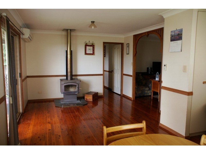 17 Candlebark Court, Glenvale QLD 4350