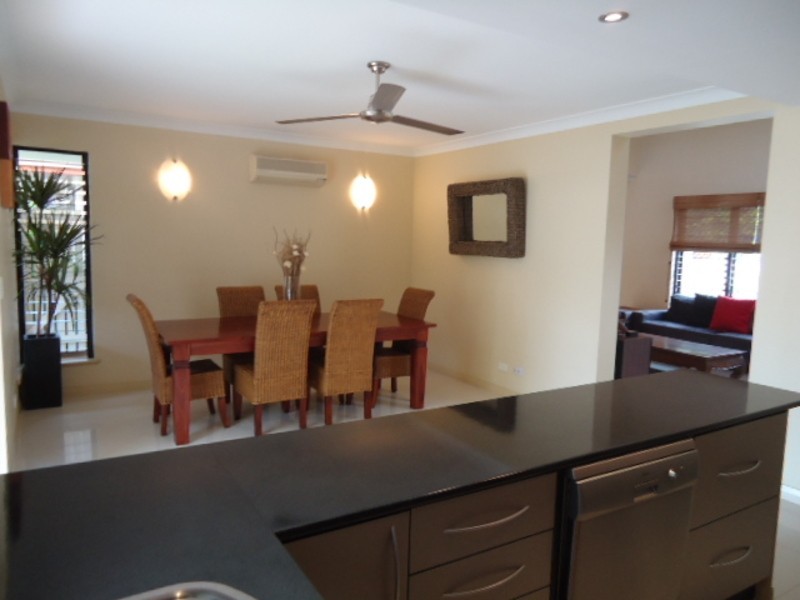 43 Stream Avenue, Kewarra Beach QLD 4879