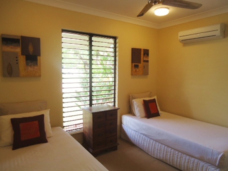 43 Stream Avenue, Kewarra Beach QLD 4879