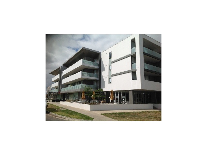 16/12 Crefden Street, Maidstone VIC 3012