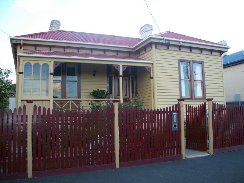 70 PEDDER STREET, New Town TAS 7008