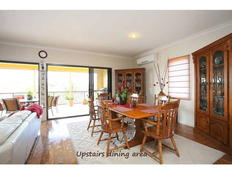 7 Bahia Court, Broadbeach Waters QLD 4218