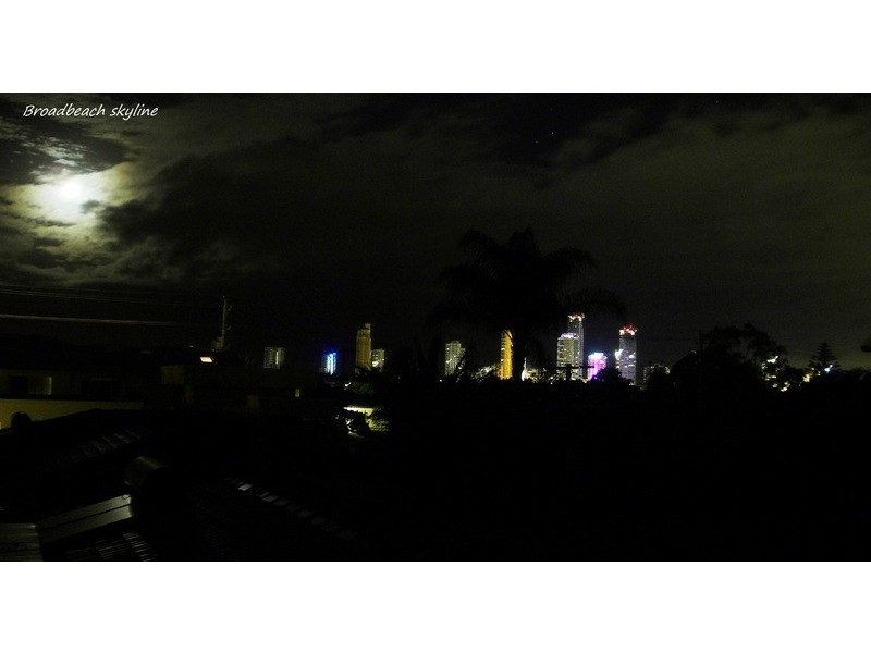 7 Bahia Court, Broadbeach Waters QLD 4218