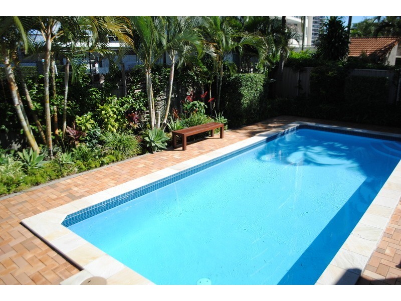 13/11 Old Burleigh Road, Surfers Paradise QLD 4217