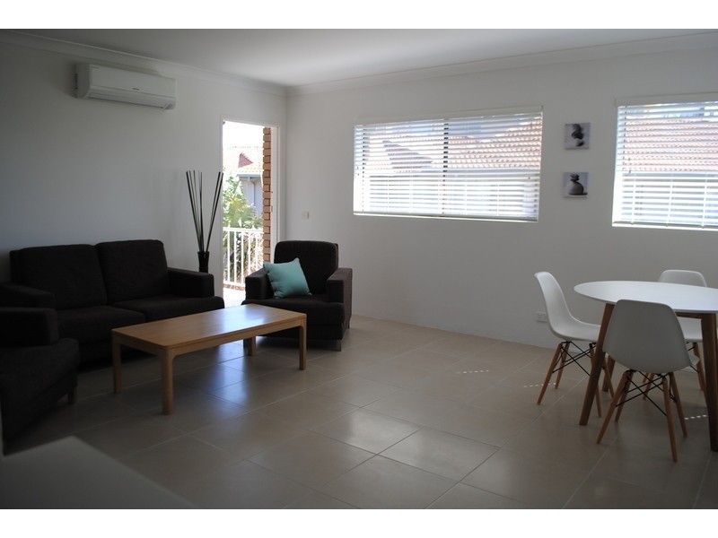 13/11 Old Burleigh Road, Surfers Paradise QLD 4217