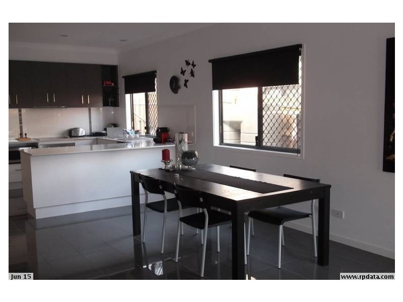 2/6 Napier Terrace, Carina Heights QLD 4152