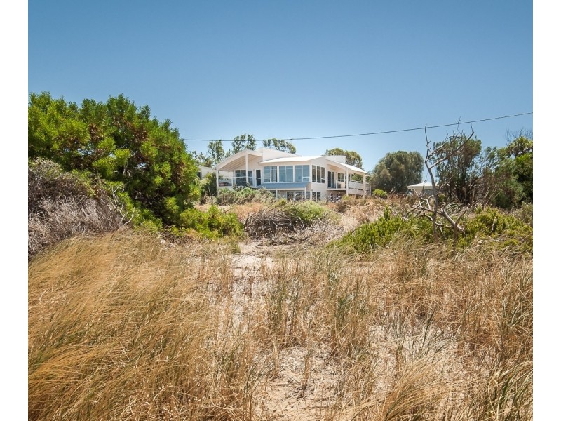 28 Esplanade, Port Vincent SA 5581