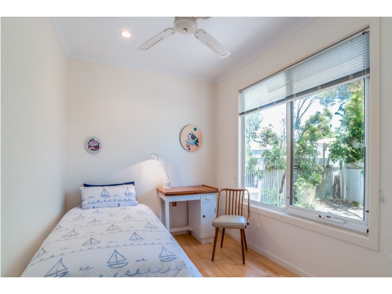 28 Esplanade, Port Vincent SA 5581