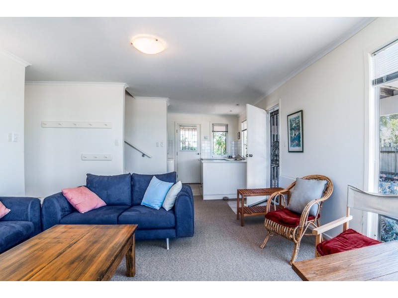 28 Esplanade, Port Vincent SA 5581