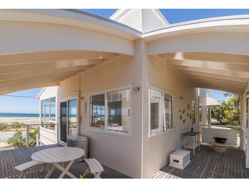 28 Esplanade, Port Vincent SA 5581