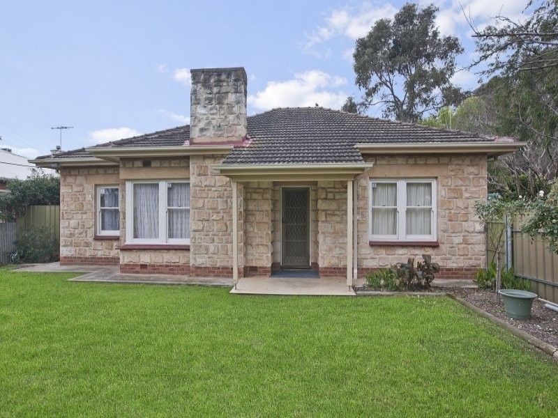 12 Avenue Road, Cumberland Park SA 5041
