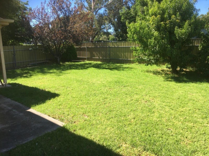 12 Avenue Road, Cumberland Park SA 5041