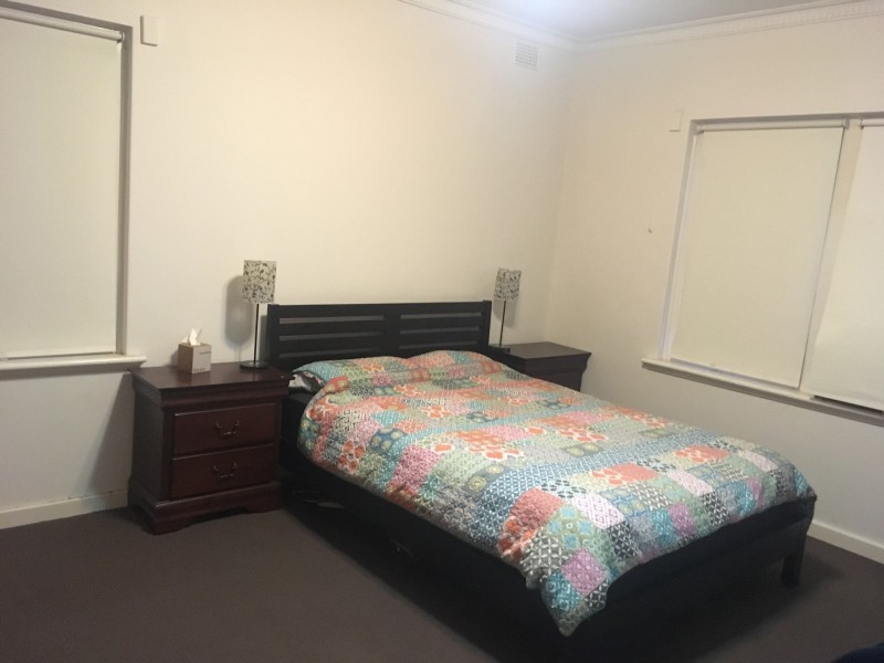 12 Avenue Road, Cumberland Park SA 5041