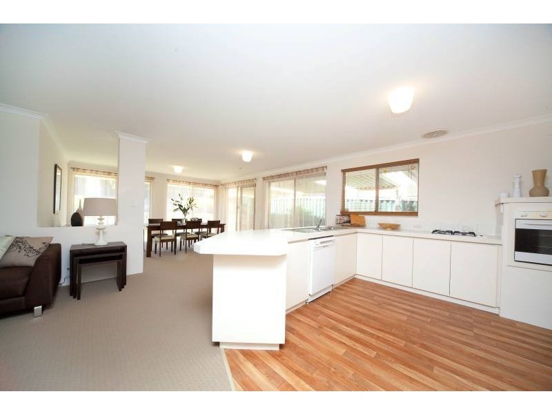 3 Kippax Court, Ballajura WA 6066