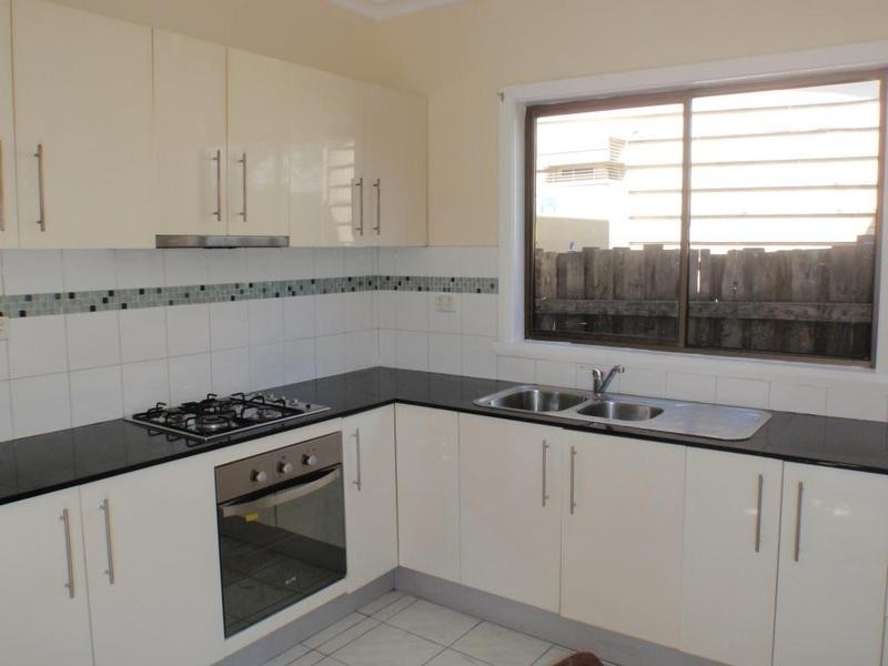 68 Moore St, Footscray VIC 3011