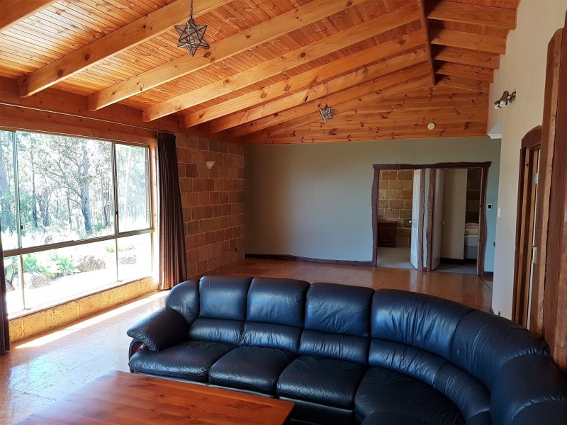 63 Caprigardi Ct, Quedjinup WA 6281