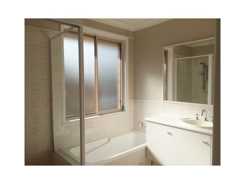 8 CARAWA CLOSE, Buff Point NSW 2262