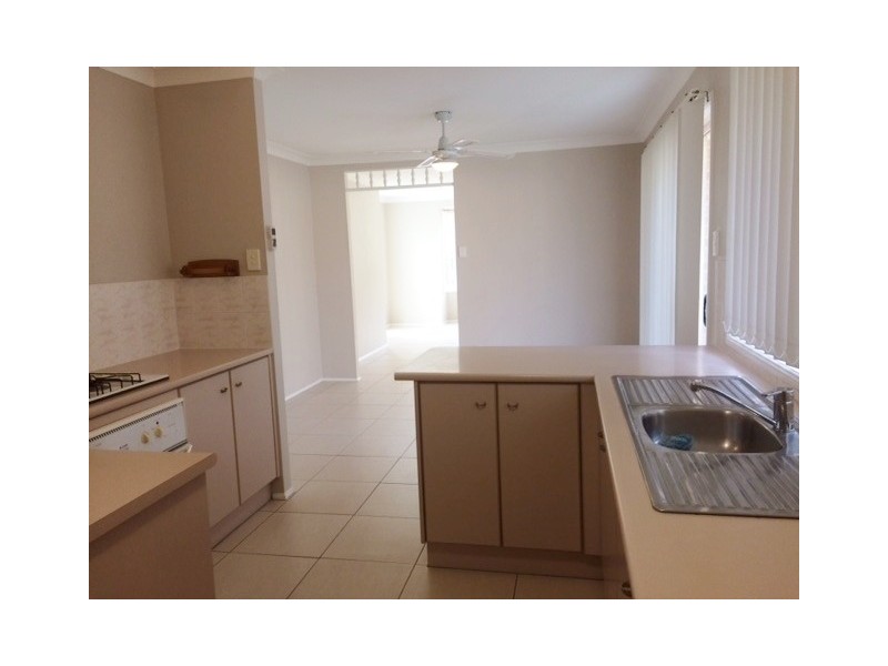 8 CARAWA CLOSE, Buff Point NSW 2262