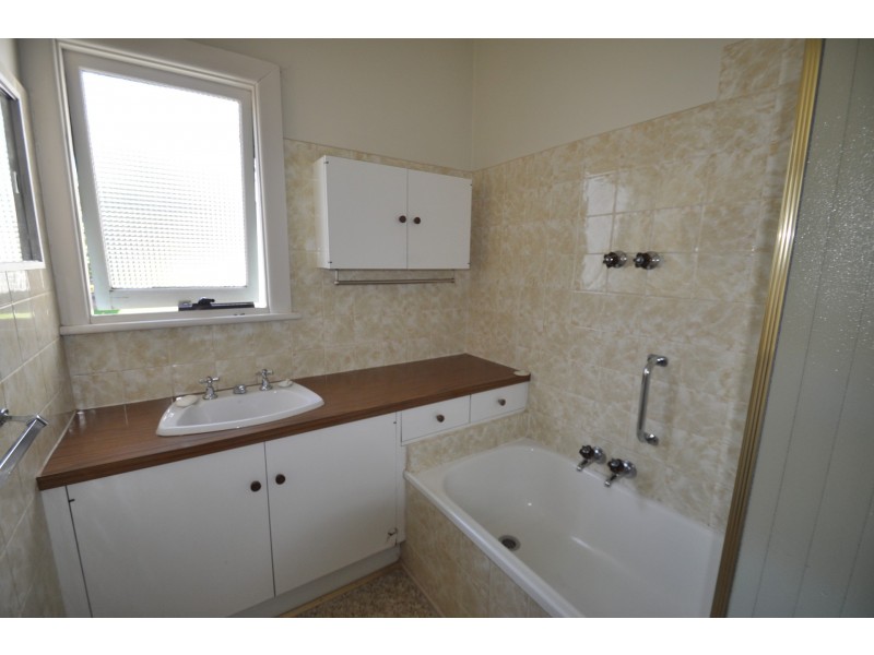 21 Tonkin Avenue, Coburg North VIC 3058