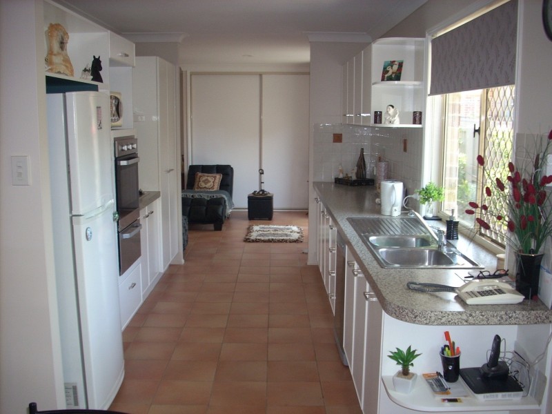 13 Newlands Street, Redland Bay QLD 4165