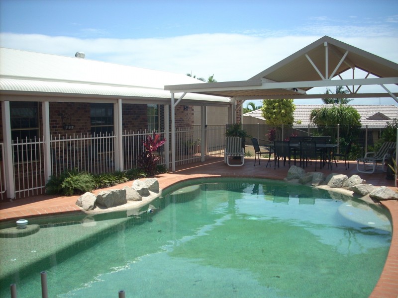 13 Newlands Street, Redland Bay QLD 4165