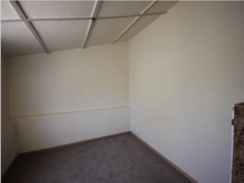 2 Walmer Avenue, St Albans VIC 3021