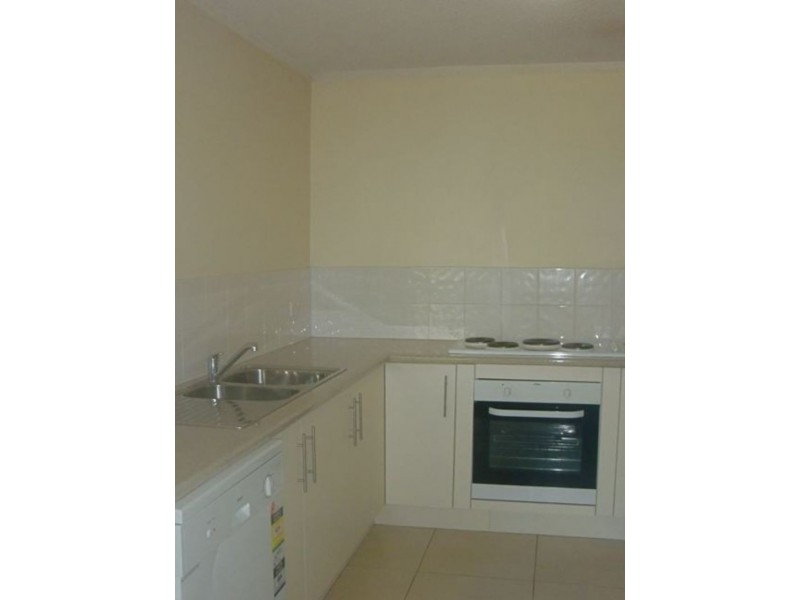 4/83 Queen Street, Southport QLD 4215