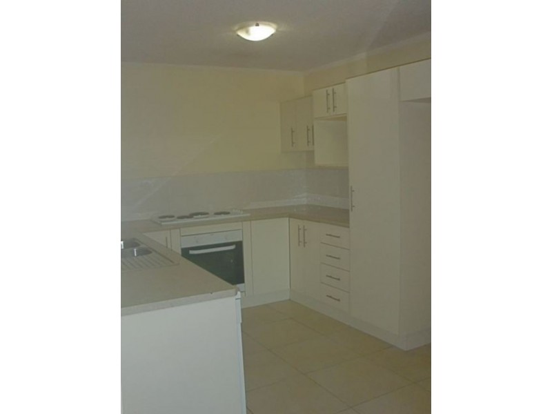 4/83 Queen Street, Southport QLD 4215