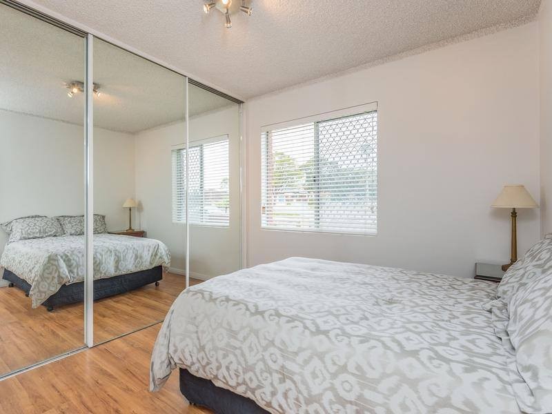 1/12 Banksia Street, Joondanna WA 6060