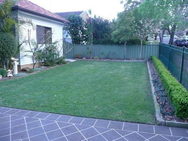 6 Georges River Road, Oyster Bay NSW 2225