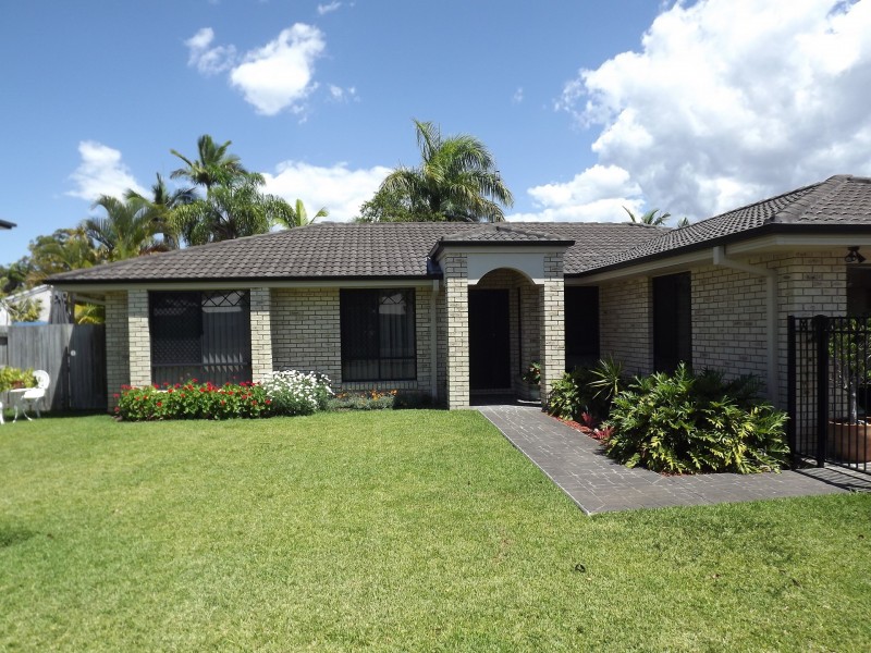 18 Baltimore Place, Kuluin QLD 4558