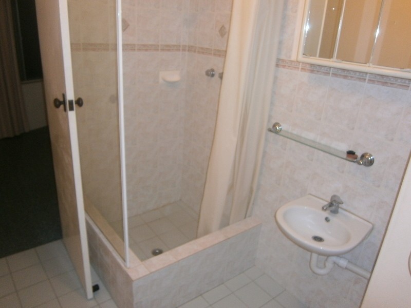 18/43 Kinsella Street, Joondanna WA 6060