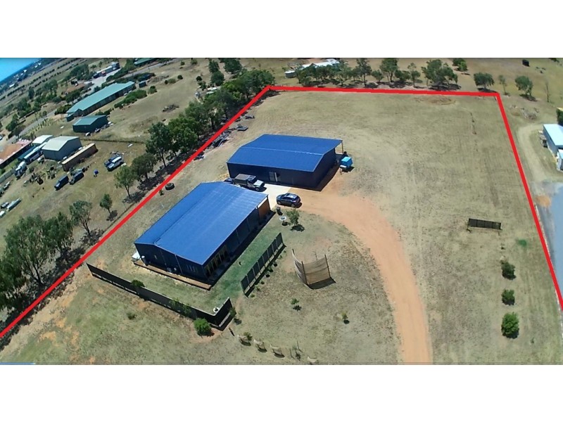 21 Dressage Circle, Deepdale WA 6532