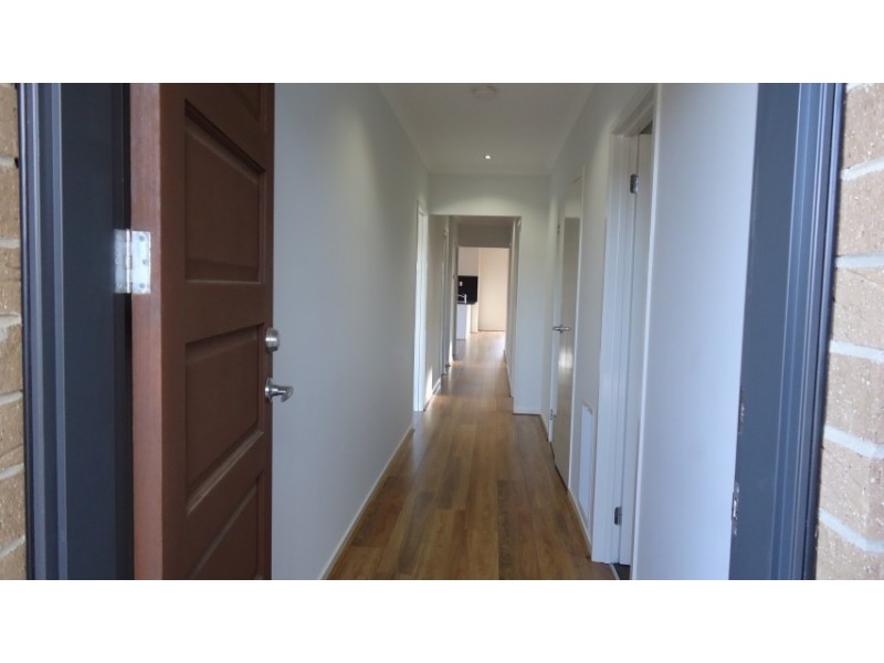 20 Chamberlain Way, Williams Landing VIC 3027