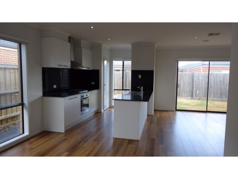 20 Chamberlain Way, Williams Landing VIC 3027