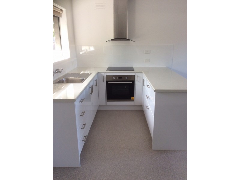 4/2-4 Morpeth Street, Newcomb VIC 3219