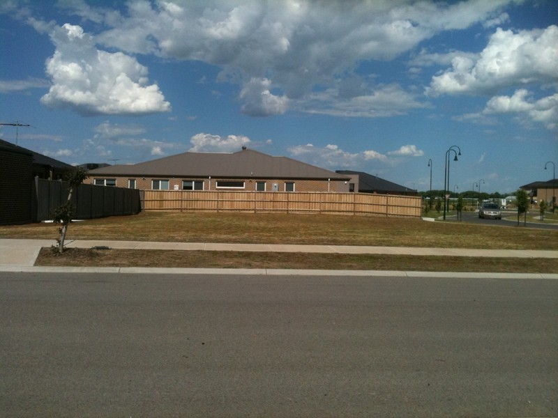 14 Eva Florence Way, Narre Warren South VIC 3805