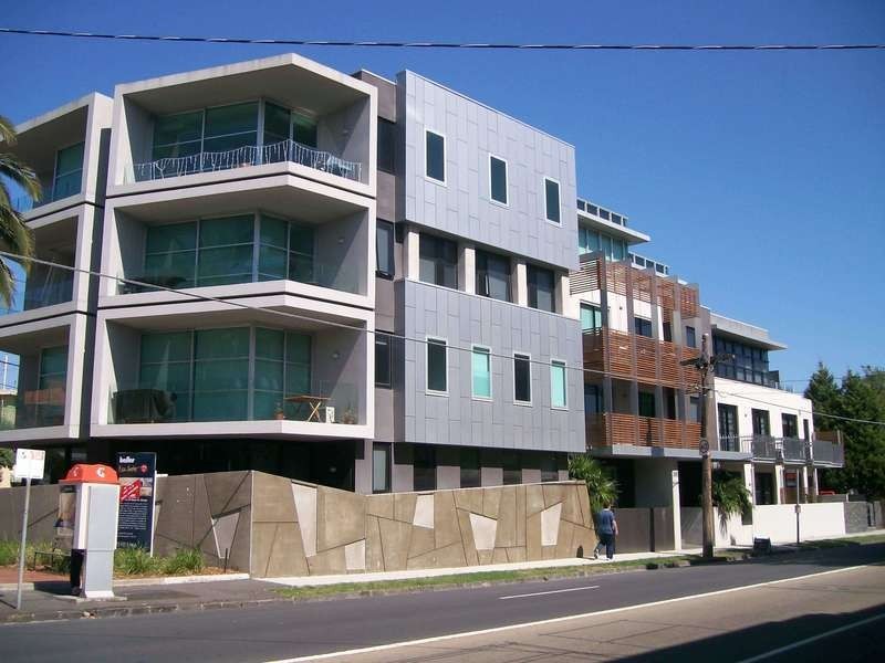 17/220 Barkly Street, St Kilda VIC 3182