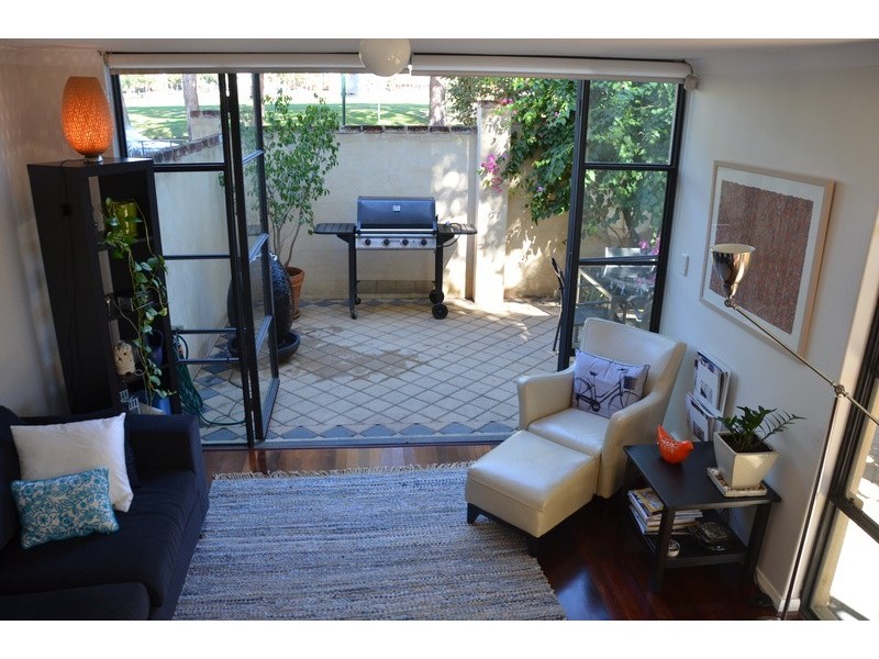 5/4 Court Place, Subiaco WA 6008