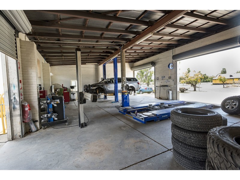 67-69 Colamba St, Chinchilla QLD 4413