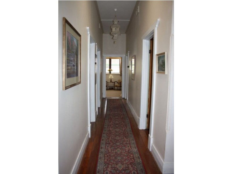 17 Robinson Street, Inglewood WA 6052