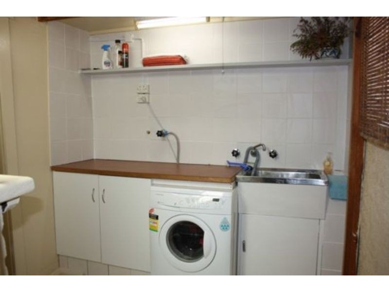 17 Robinson Street, Inglewood WA 6052