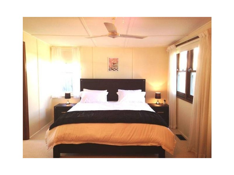 26 Burrell Street, Mccrae VIC 3938